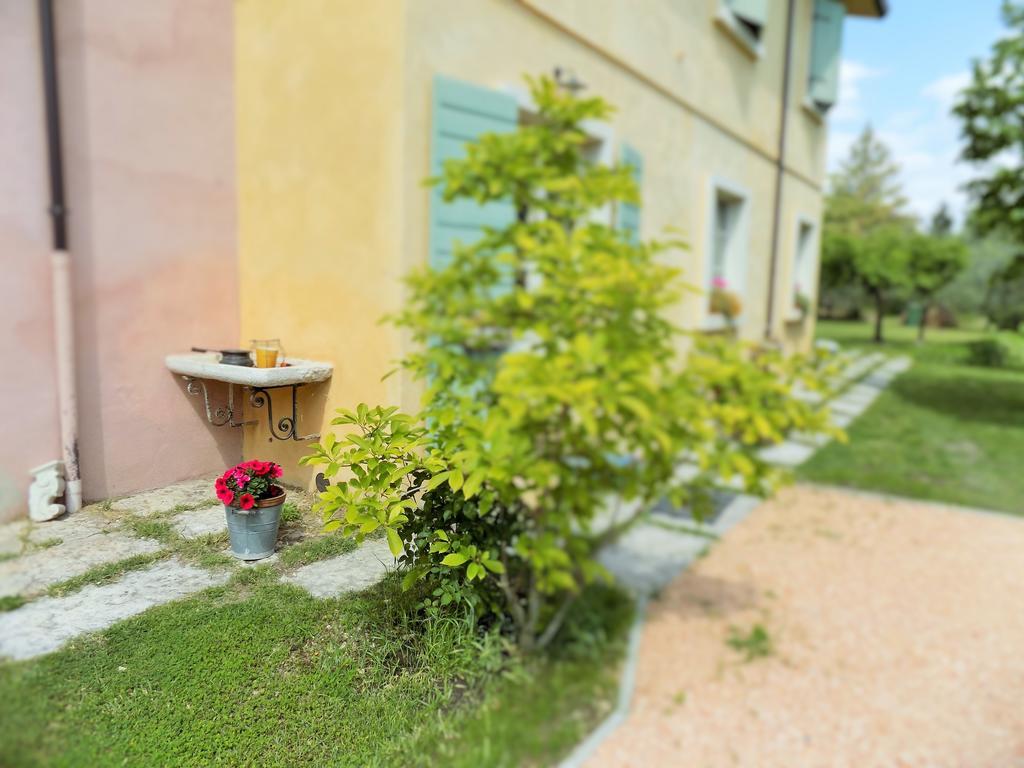 Due Archi Bed and Breakfast SantʼAmbrogio di Valpolicella Buitenkant foto